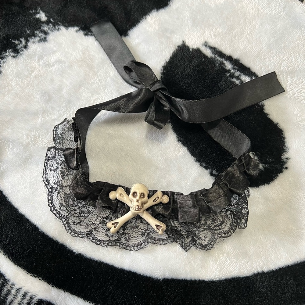 3/$20 - Gothic Witchy Halloween Costume Accessories - Picture 4 of 5